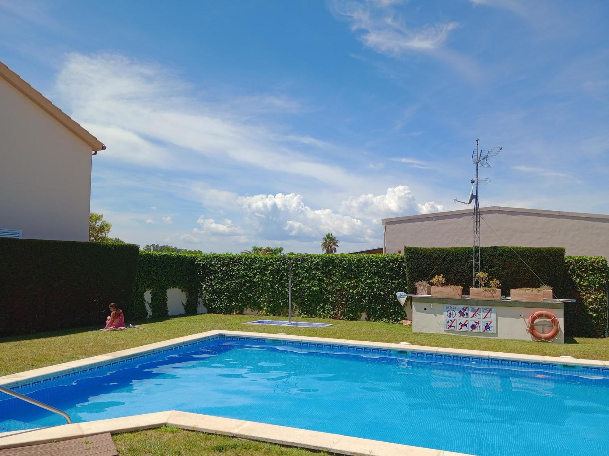 Casa Unifamiliar Con Patio Y Piscina En L'Estartit- Costa Brava Apartment Exterior photo